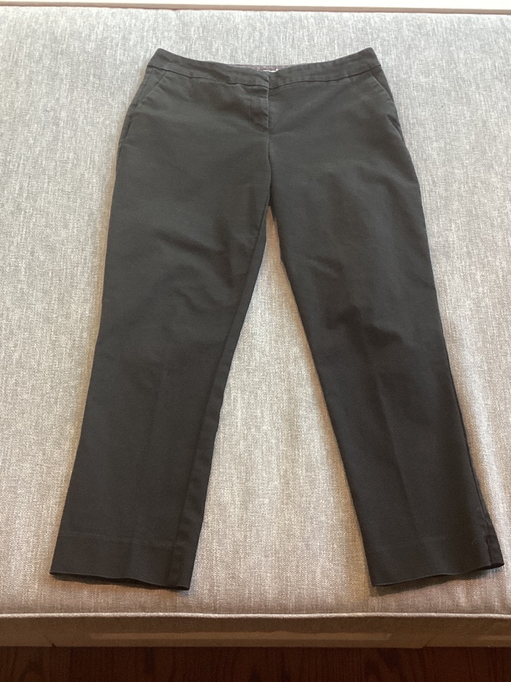Black cropped Boden pants -Size 8 regular
